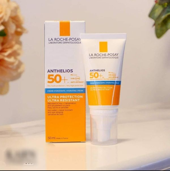 La Roche-Posay Anthelios UVMUNE 400 Hydrating Cream SPF50+